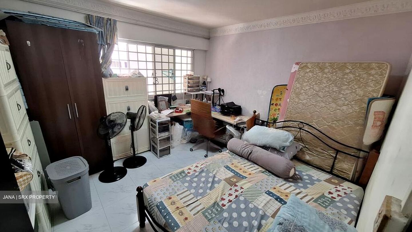 Blk 446 Hougang Avenue 8 (Hougang), HDB Executive #451539361